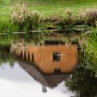 Haus im Teich Spiegelbild