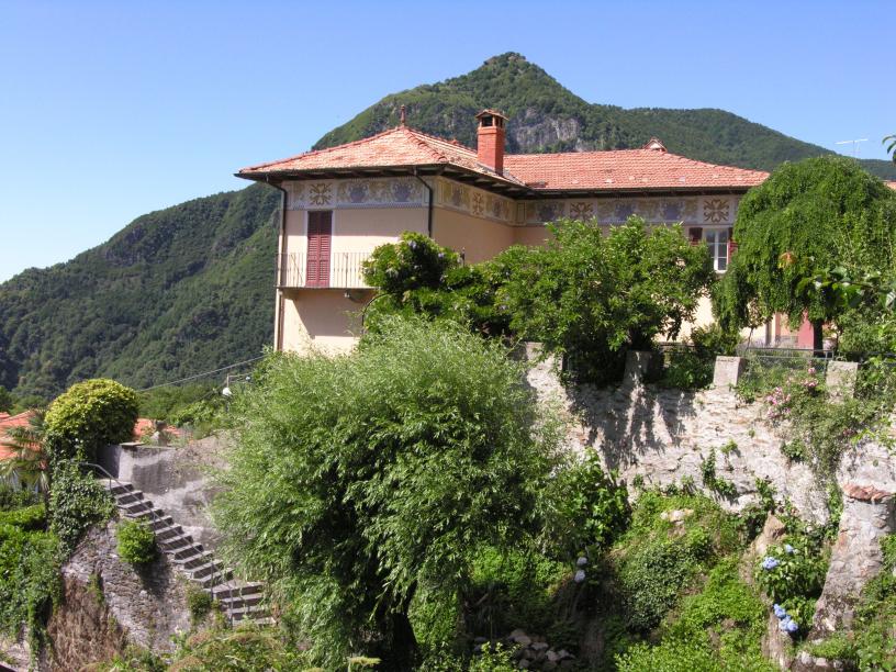 Haus im Tessin