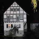 Haus im Ulmer Fischerviertel bei Nacht