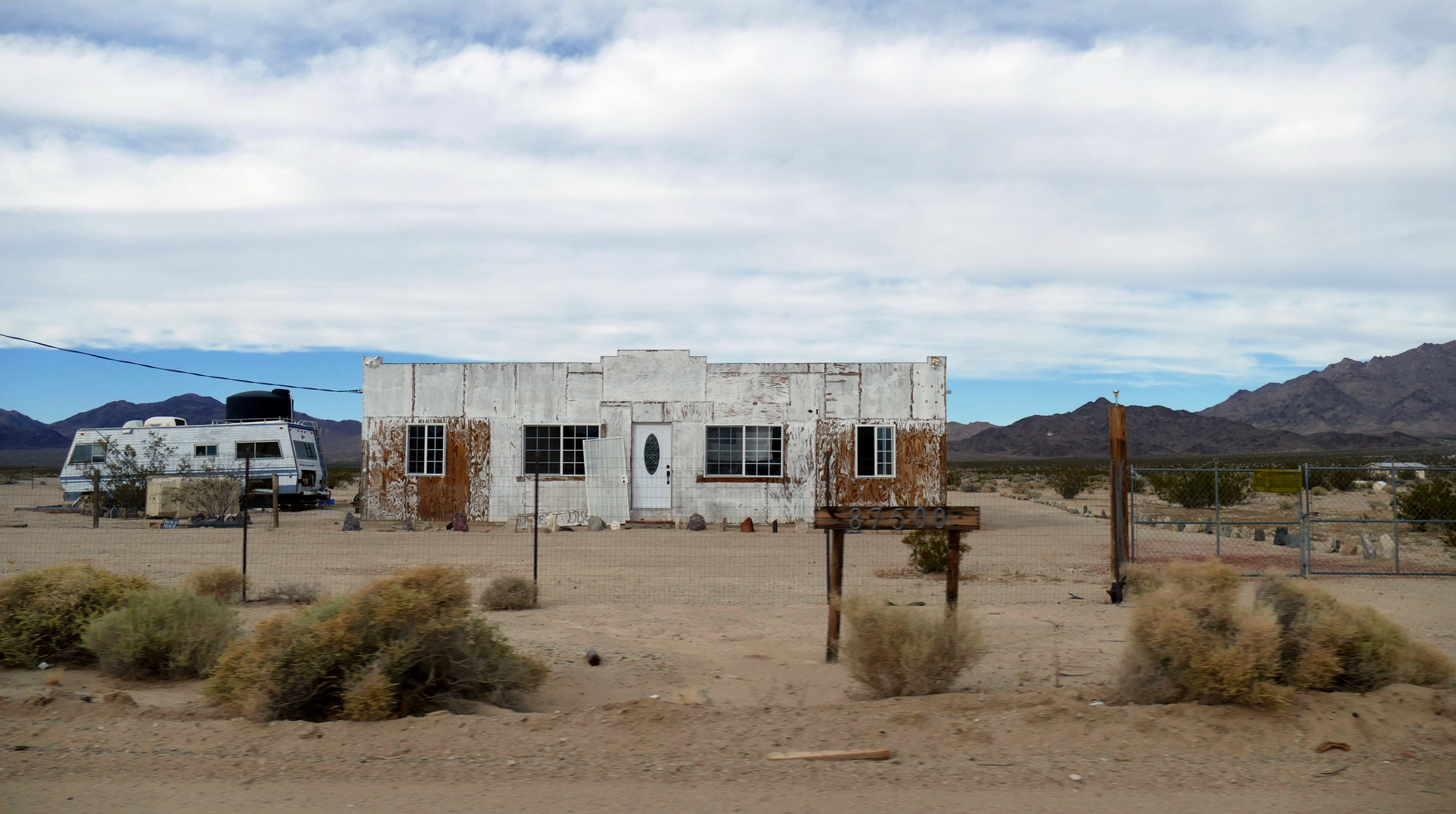 Haus in der Mojave Wüste