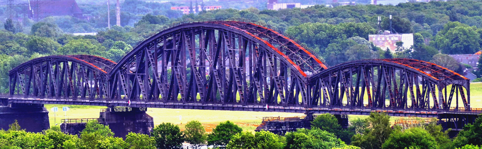  Haus Knipp Brücke Duisburg