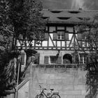 Haus mit Fahrrad