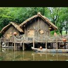 ...haus mit neben-haus, boot mit neben-bötchen...