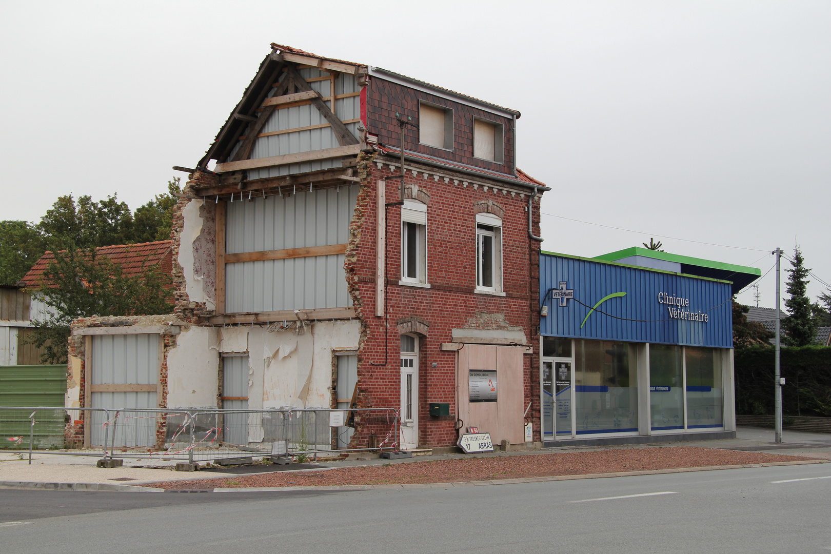 Haus mit Panneau Michelin