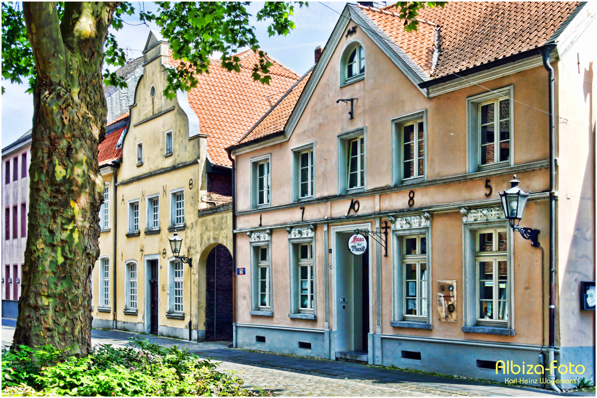 Haus von 1785 im alten Ortskern von Krefeld-Hüls