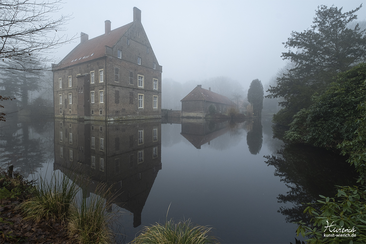 Haus Welbergen im Nebel