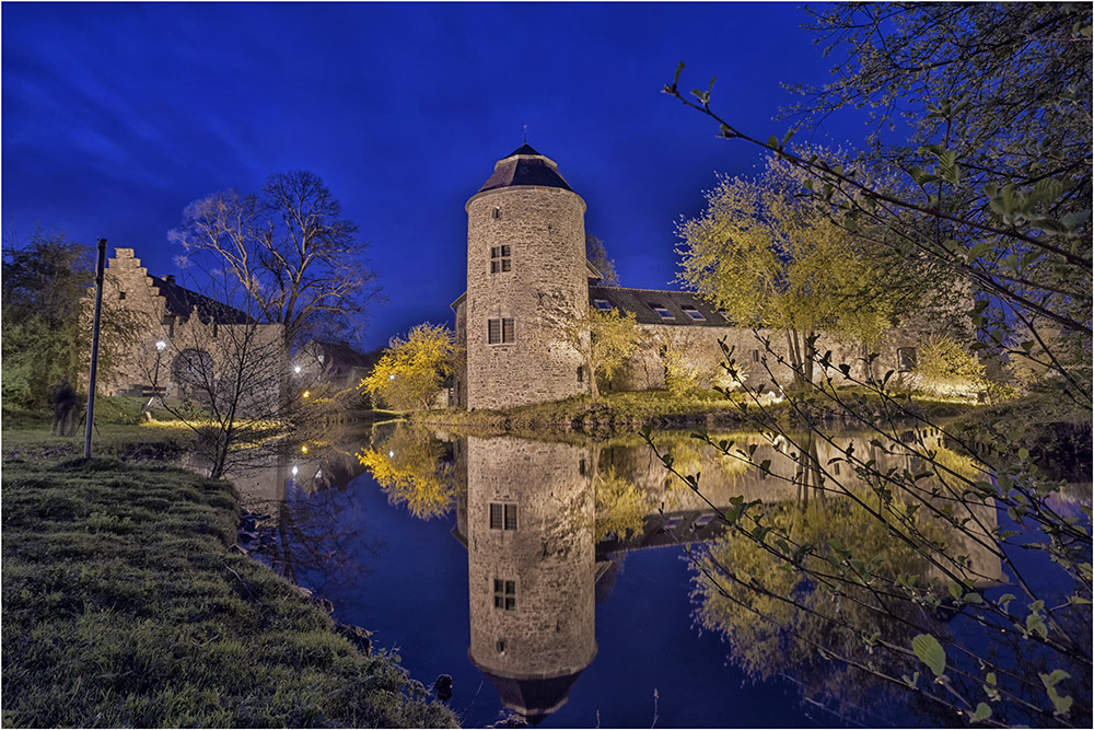 Haus zum Haus in Ratingen Foto & Bild | langzeitbelichtung, architektur