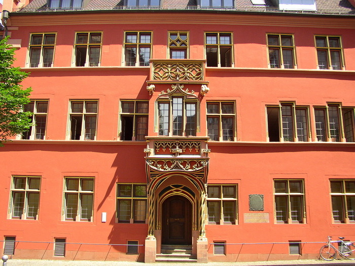 Haus zum Walfisch