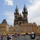 Haus zur " Steinerne Glocke " + " Teyn - schule und - kirche "