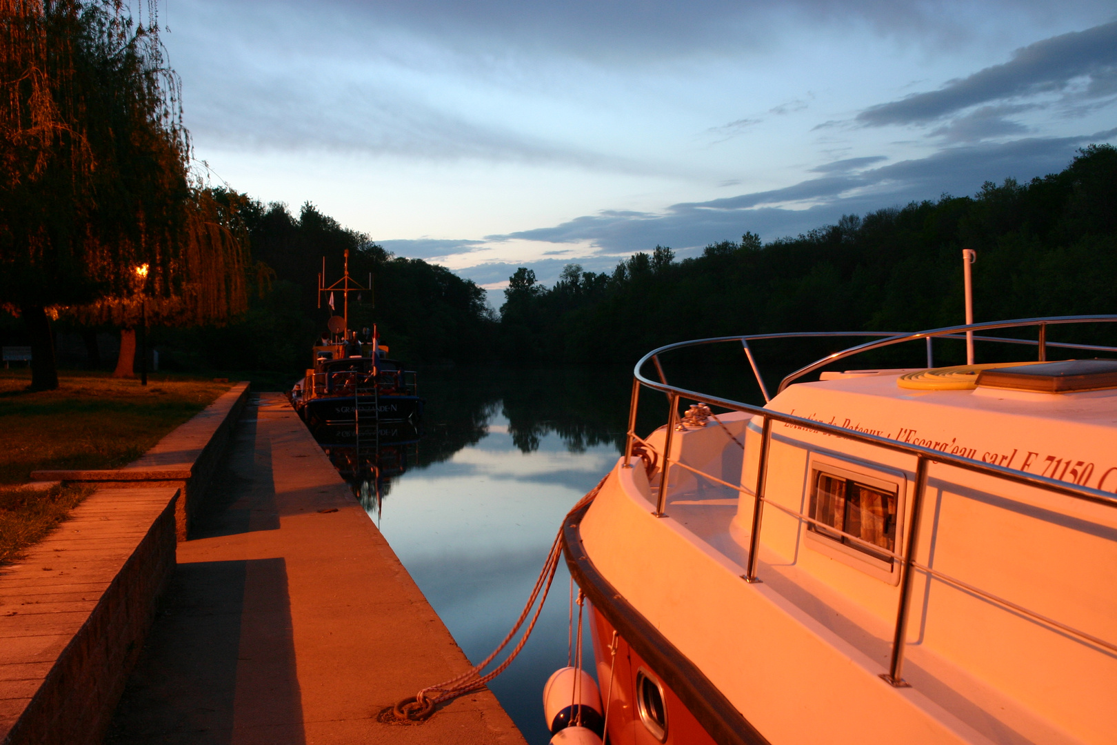 Hausboot auf der Saône bei Mantoche