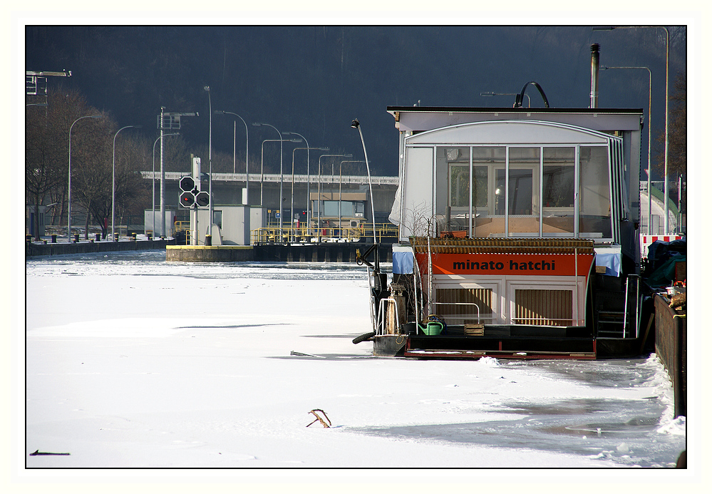 Hausboot tiefgekühlt