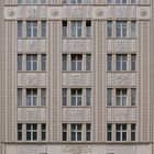 Hausfront in der Berliner Karl Marx Allee