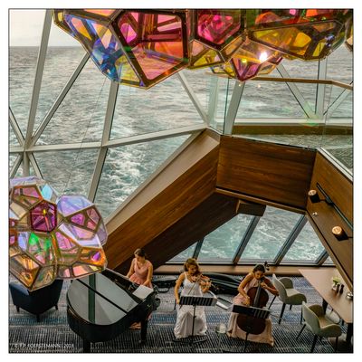 Bars / Clubs / Lokale Bilder & Fotos