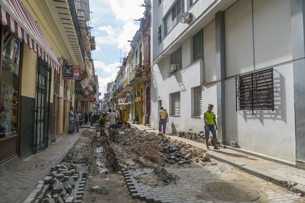 ...Havanna - Street - Work...