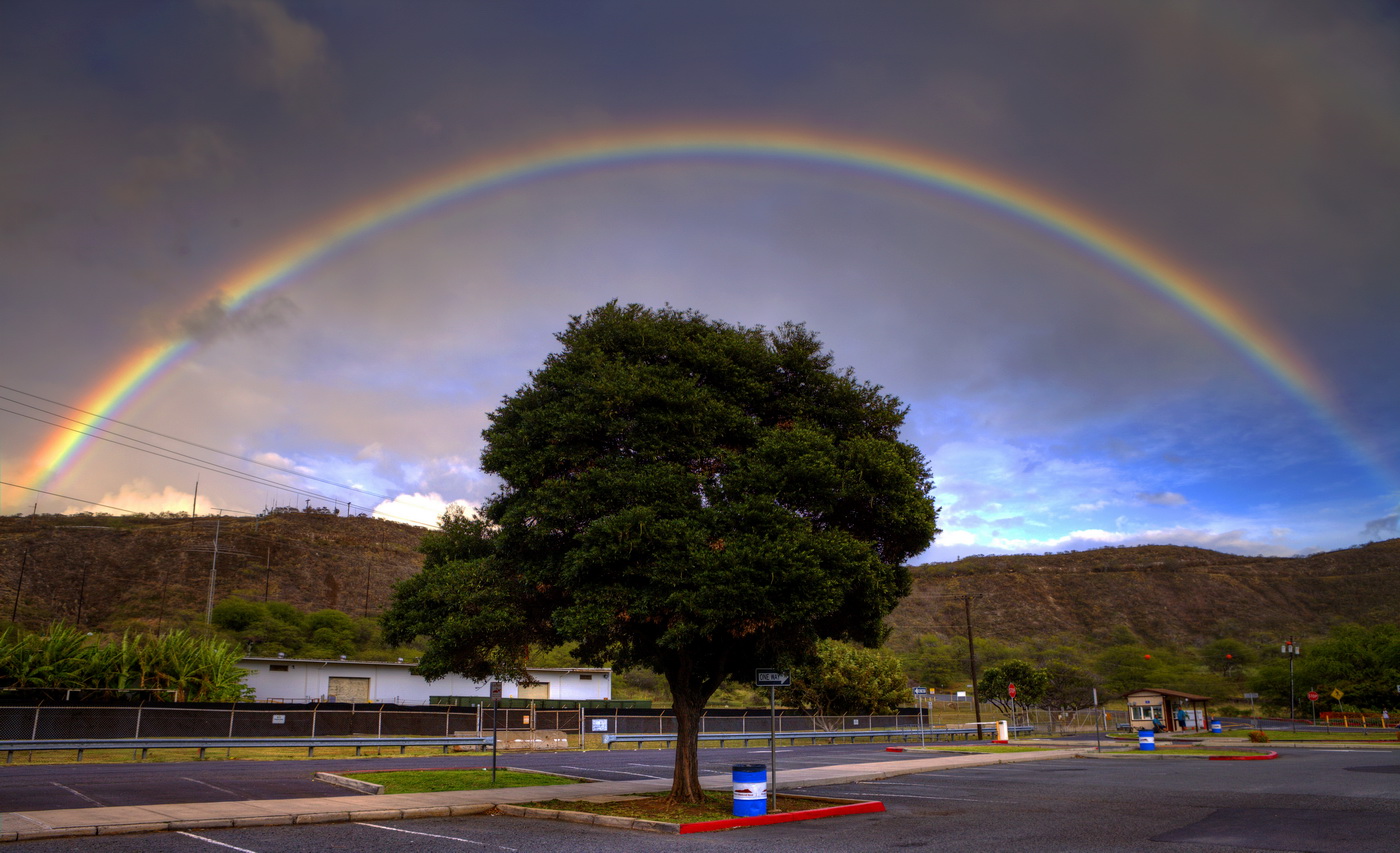 Hawai'i is rainbow country