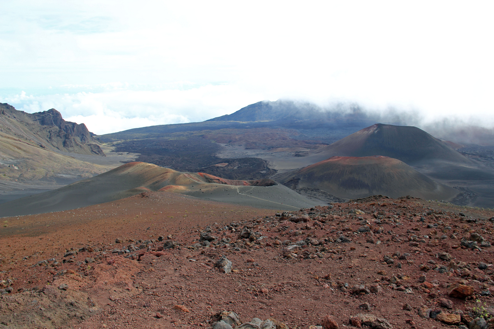 Hawaii - Maui Haleakala Sliding Sands Trail 1