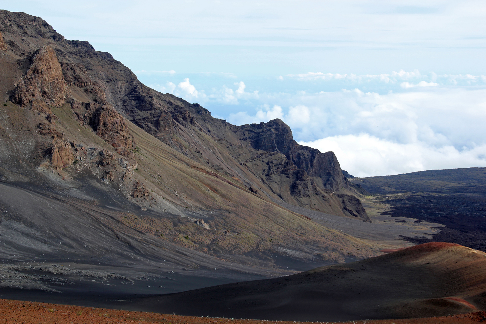 Hawaii - Maui Haleakala Sliding Sands Trail