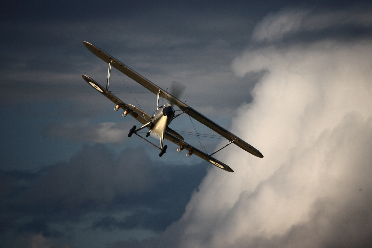 Hawker Hind über England