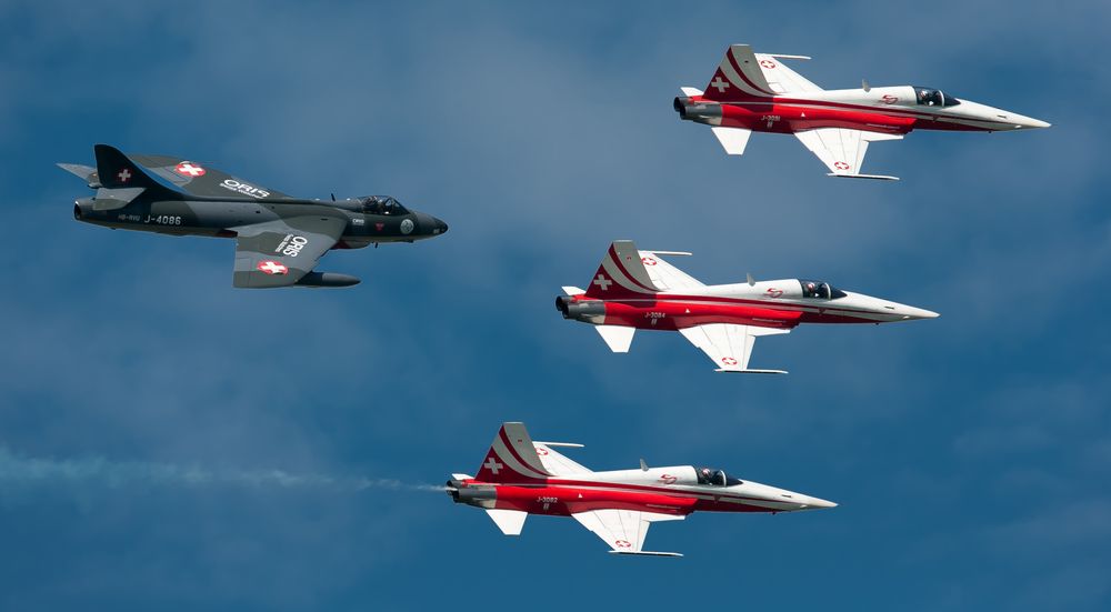 Hawker Hunter & Northrop F-5 E/F Tiger II Patrouille Suisse