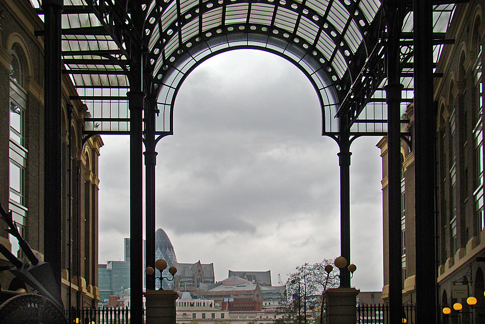 - Hays Galleria -