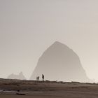 Haystack Rock mit Menschen