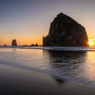 Haystack Rock zum Sonnenuntergang