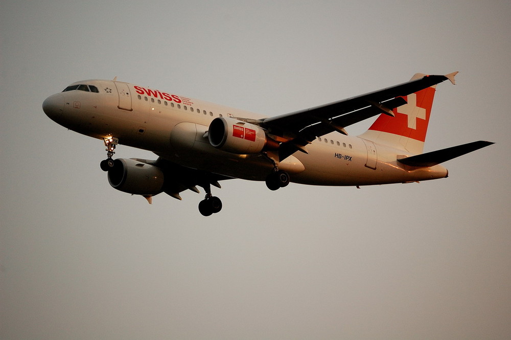 HB-IPX / Swiss International Air Lines / Airbus A319-111
