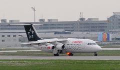 HB-IYU - Swiss Avro Regional Jet RJ100