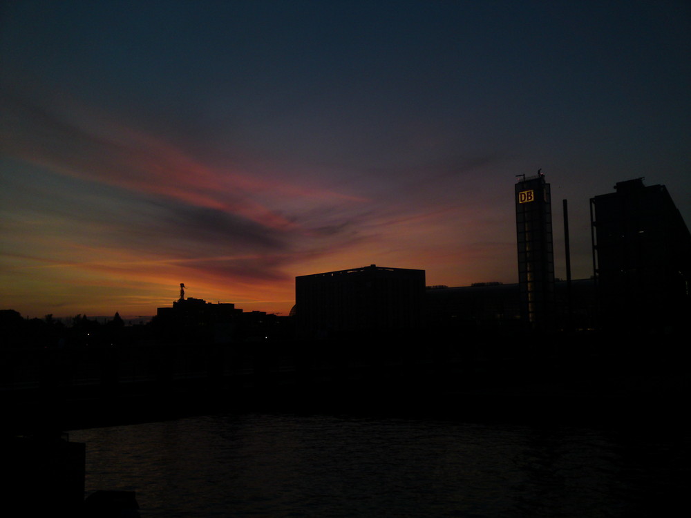 HBF Berlin sonnenuntergang C905