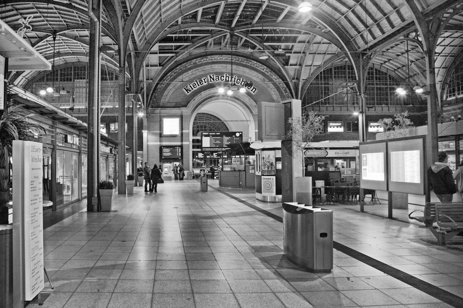 Hbf Kiel, Bahnhofshalle