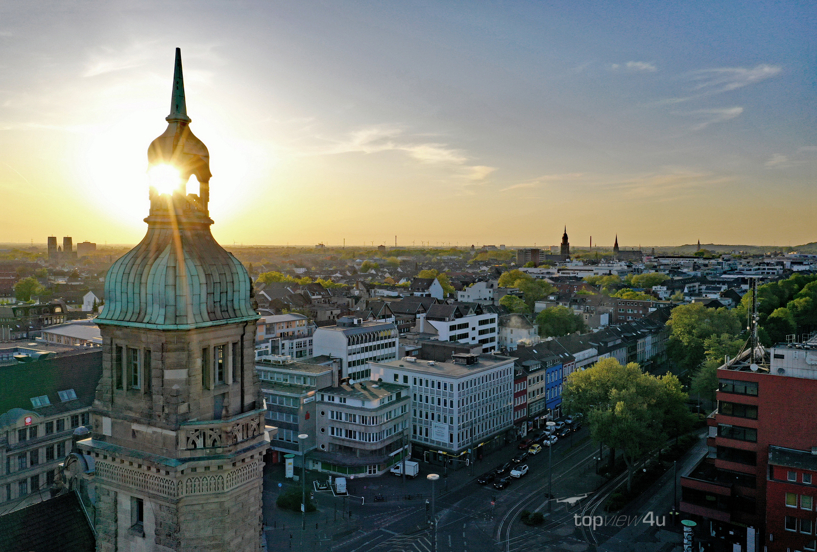 HBF Krefeld vor Sonnenuntergang