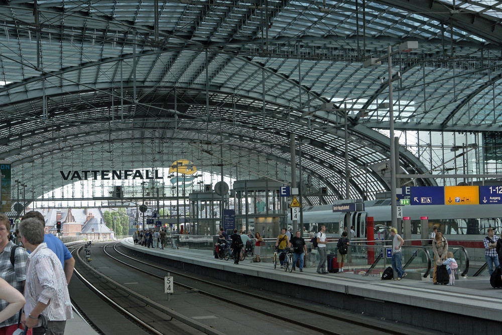 Hbf./ Lehrter Bahnhof, Gleisebene 11- 16 (2.)