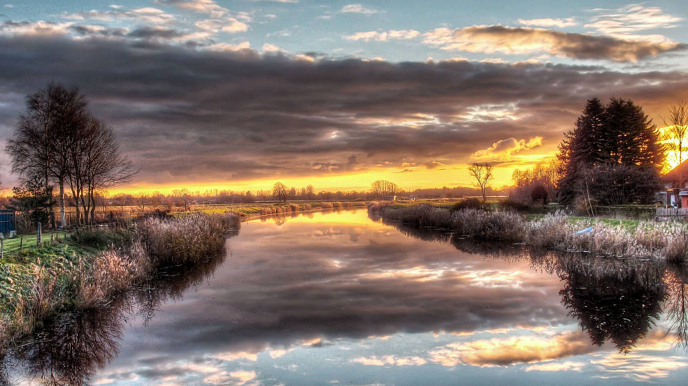 HDR - Abendstimmung in Ostfriesland