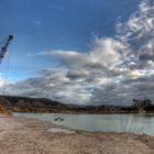 HDR Baggersee und Kran