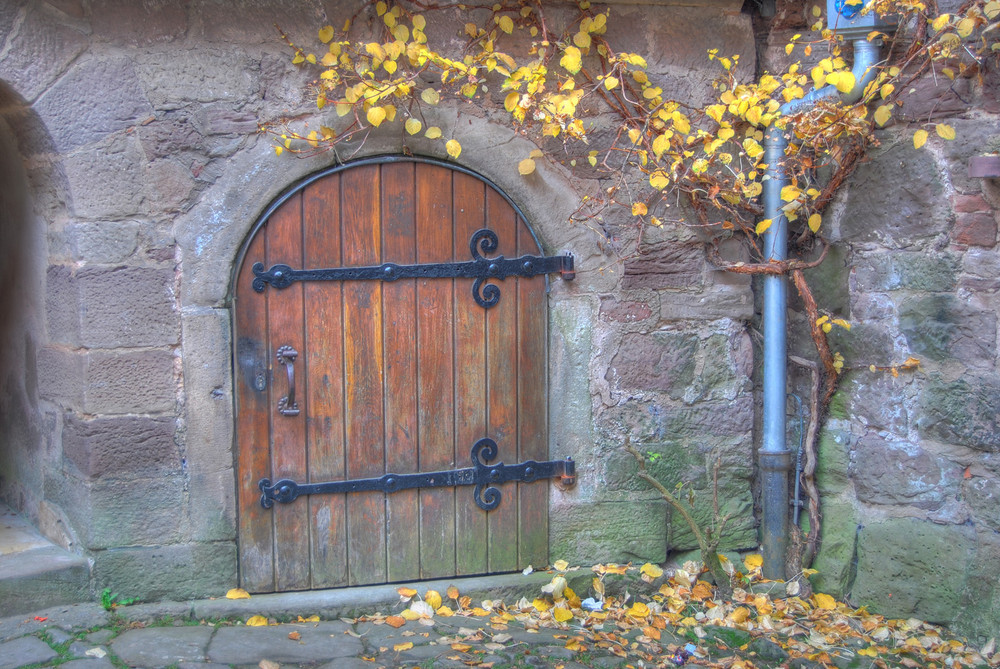 HDR Burg Ludwigstein Innenhof