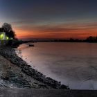 HDR Düsseldorf Kaiserswerth, Blick auf die Flughafenbrücke und die Rheinpromenade