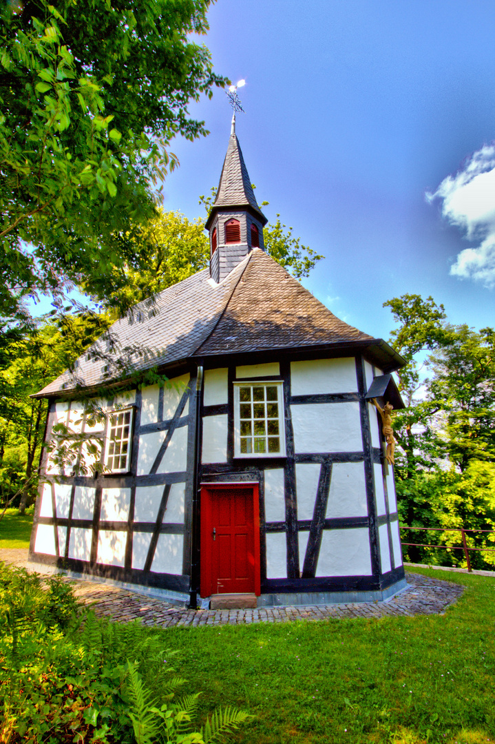 HDR Heisterkapelle in Schönstein bei Wissen/Sieg