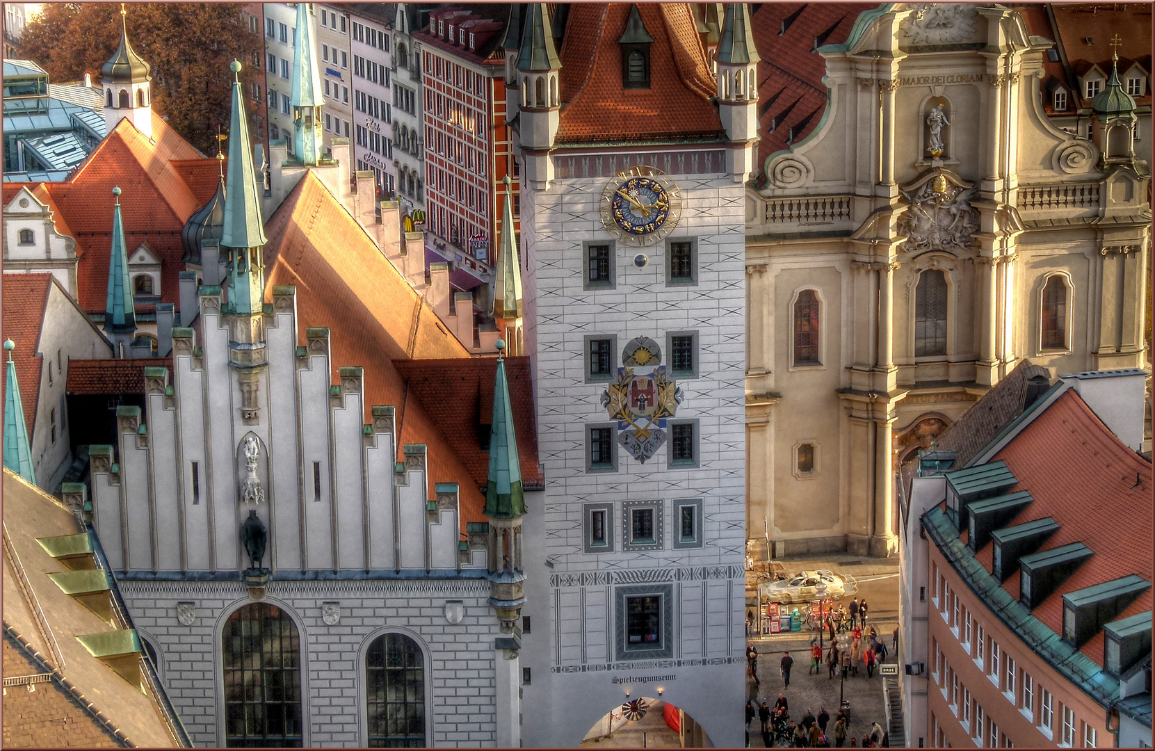 HDR = Hier Das Rathaus