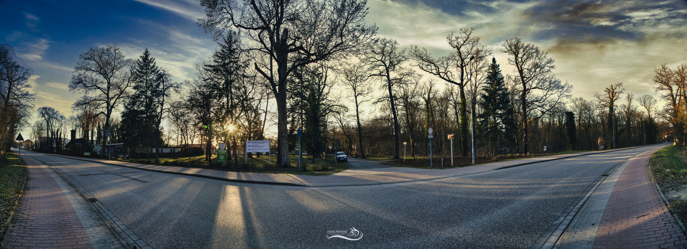 HDR-Panorama Berliner Str. Park Heinrichlust.Alte Mücke (DDR Gaststätte) 