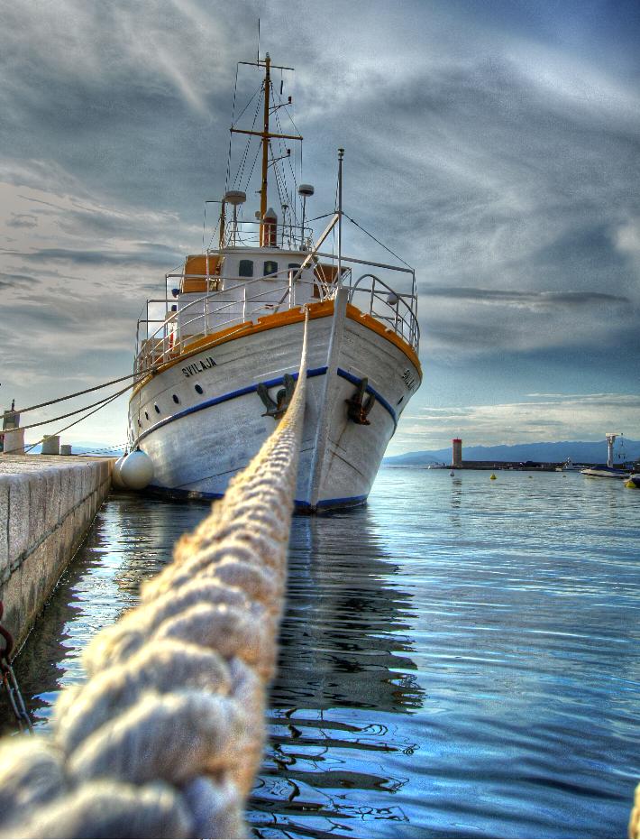 HDR Schiff