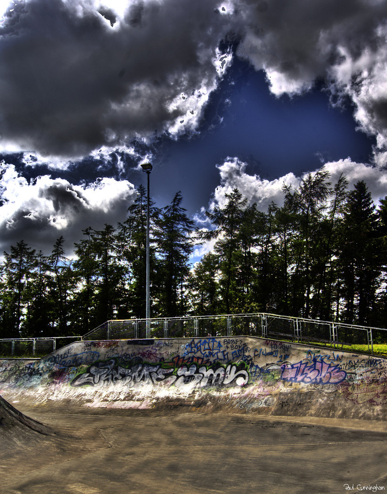 HDR SKATEPARK