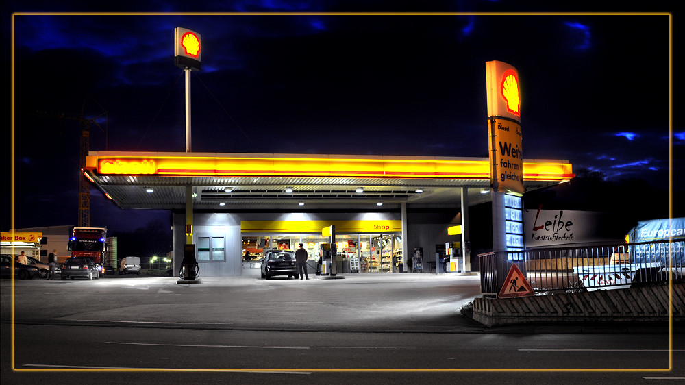 HDR-Tankstelle