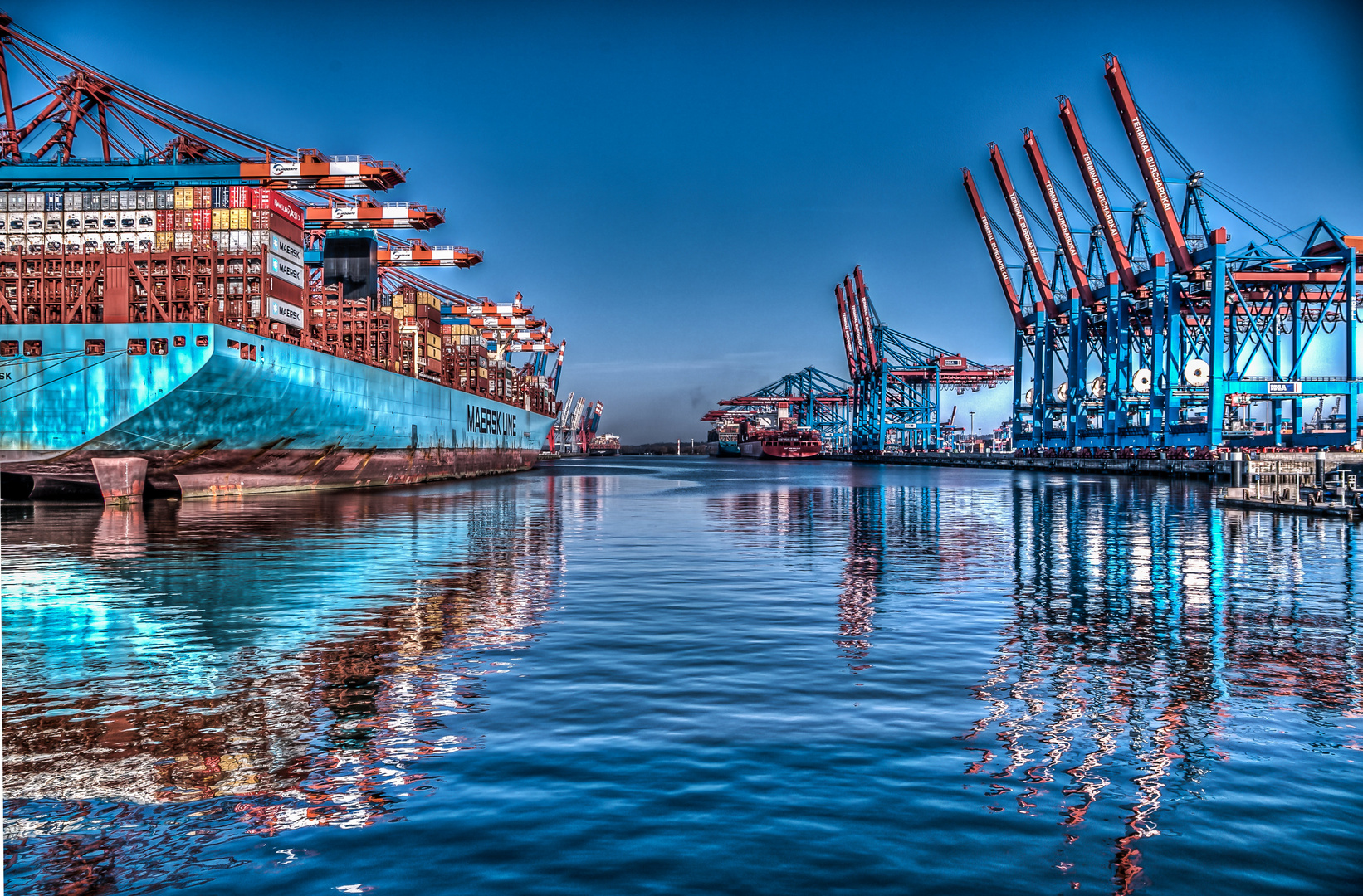 HDR Waltershofer Hafen knackig Foto Bild deutschland HDR Waltershofer Hafen knackig Foto Bild deutschland