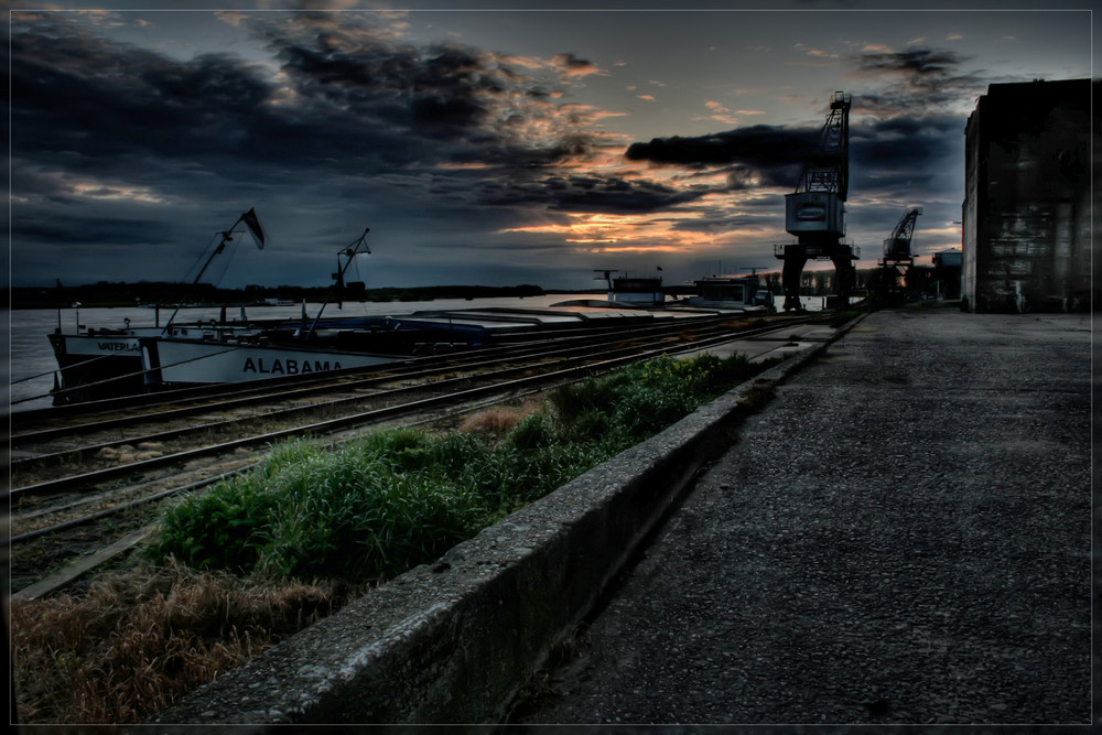 HDR Wesel Hafen 5