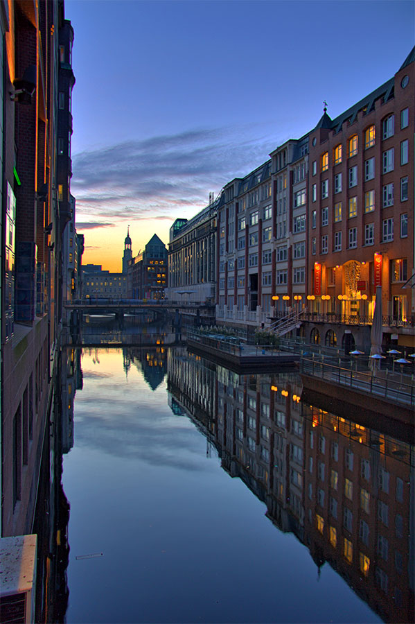 HDR zur Blauen Stunde