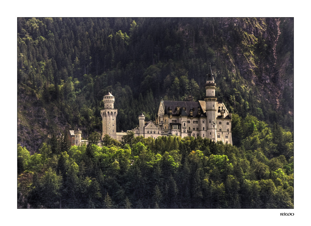 HDR........Neuschwanstein...