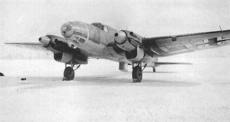 He 111 J am 23.3.1942 in Riga-Spilve