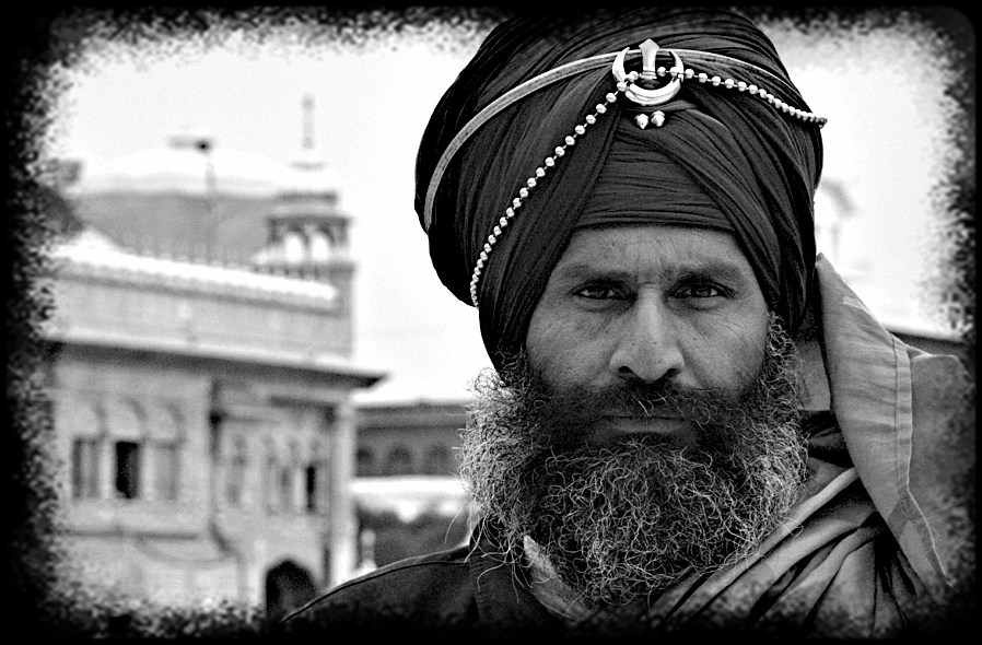 He frequently visits the Golden Temple of Amritsar