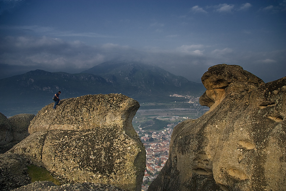 He wants to take a picture above a clouds.