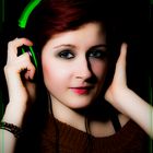...Headphones green....